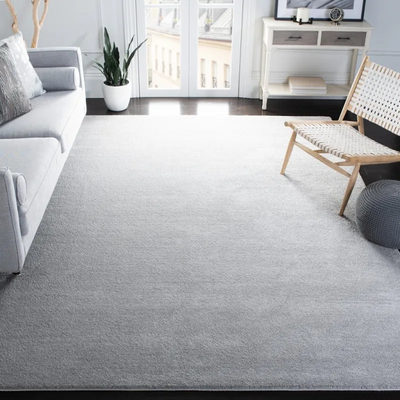 Clean Silver modern matta i silvergrå ton